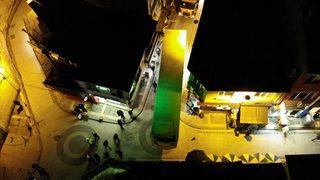 Üsküdar’da TIR ara sokakta sıkıştı