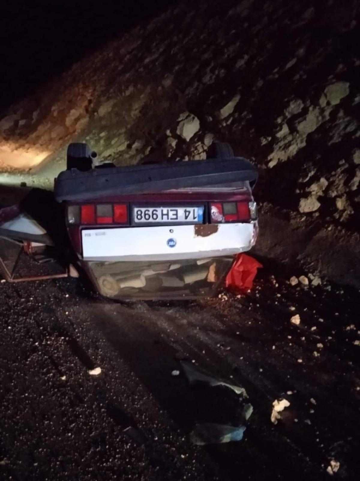 Kontrolden &ccedil;ıkan otomobil takla attı: 1&ouml;l&uuml;, 1 yaralı