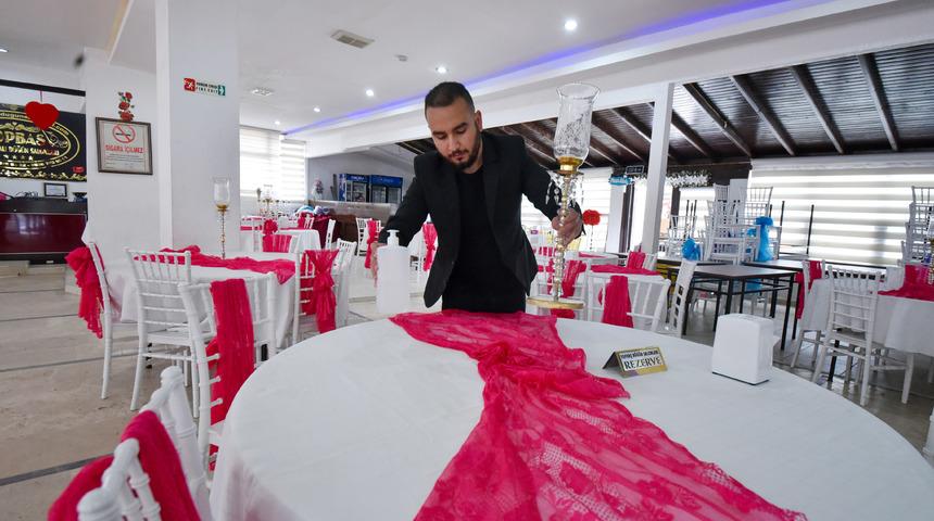 Kontrollü normalleşmede 'düğün' krizi! Bir saati yetersiz bulan çiftler, düğünü erteliyor