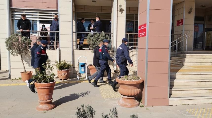 Torbalı&rsquo;da 70 adet k&uuml;&ccedil;&uuml;kbaş hayvan &ccedil;alan 2 ş&uuml;pheli yakalandı
