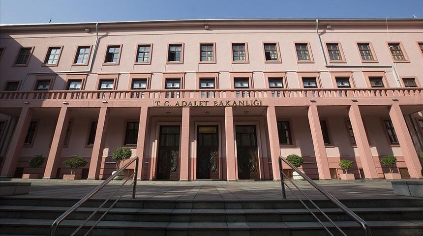Son Dakika: Adalet Bakanlığı 1442 personel ve işçi alımı ilanı yayınladı!