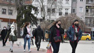 Çok riskli iller için kritik uyarı! 'Kısıtlamalar artırılmalı'