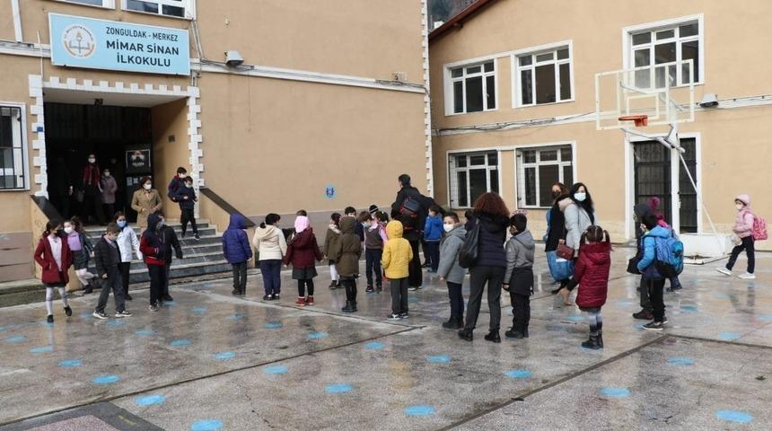 Kdz. Ereğli’de 20 bin öğrenci yüz yüze eğitime başladı