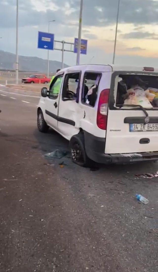 Develi-Yahyalı çevreyolunda trafik kazası 2 yaralı