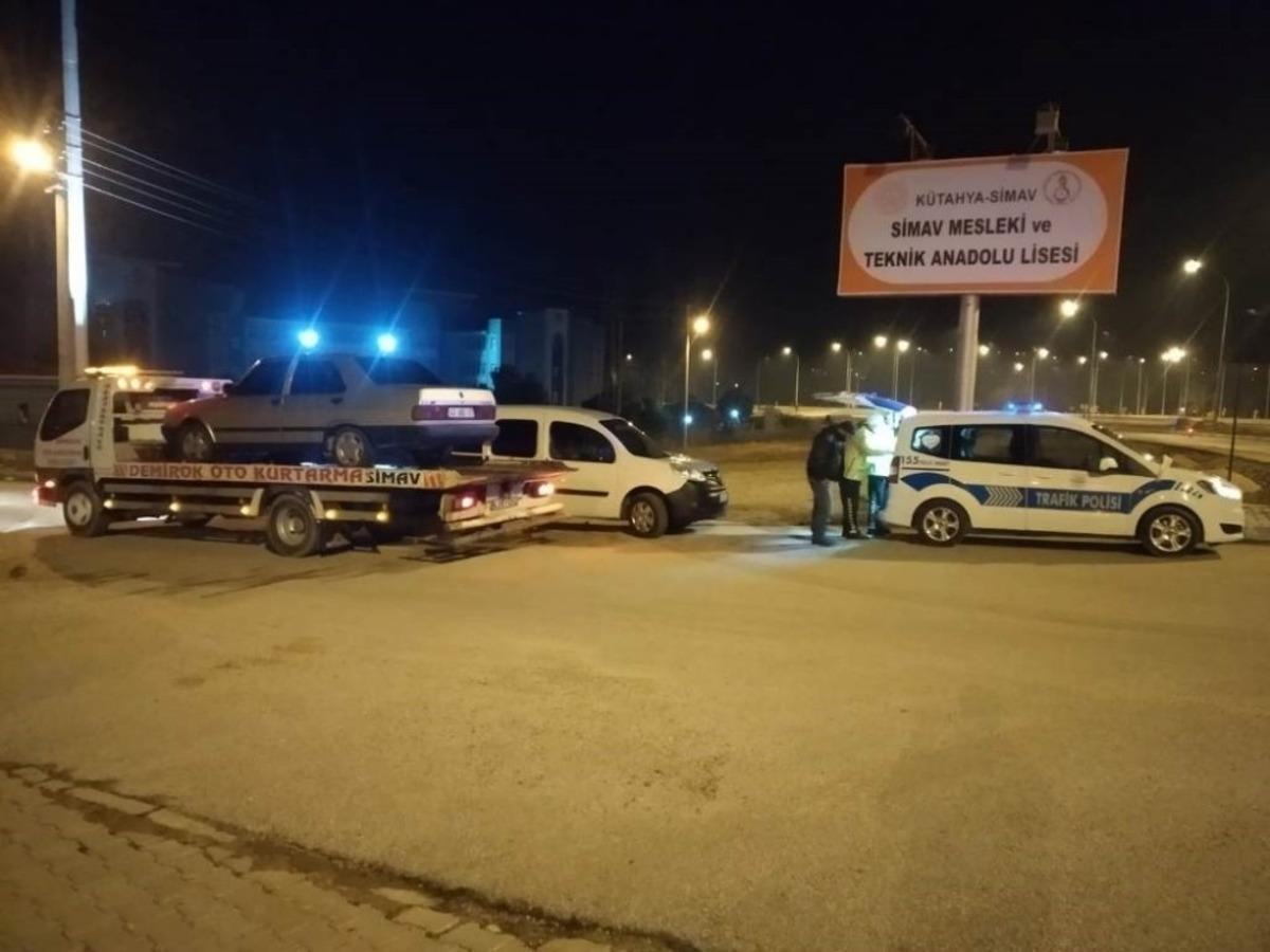 Simav&rsquo;da 63 ara&ccedil; trafikten men edildi