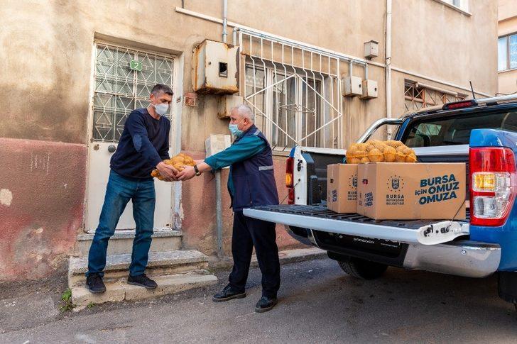Bursa Büyükşehir’den hem çiftçiyi hem vatandaşı mutlu eden yardım G2
