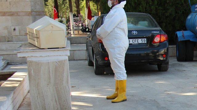 Korona virüsten korkarken, kalp krizinden vefat etti