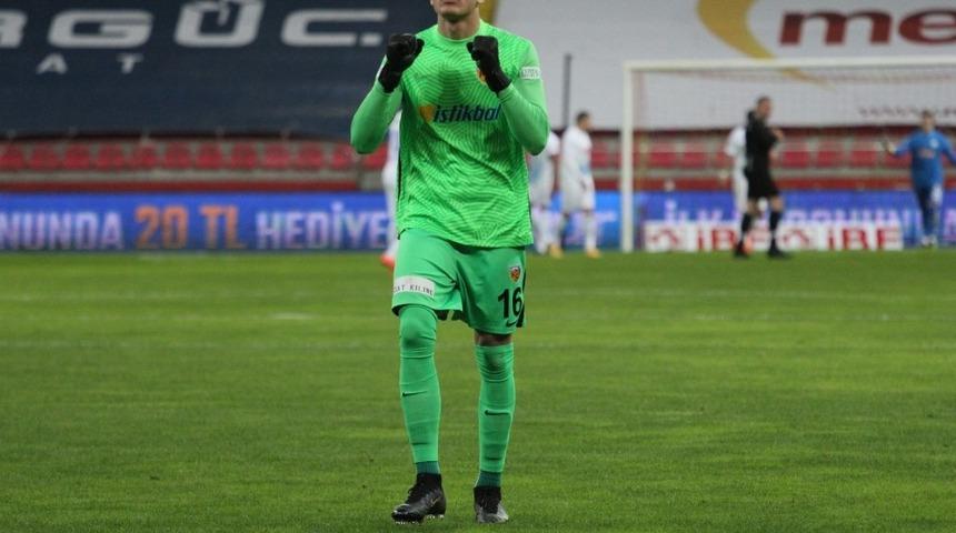 Kayserispor kalecisi Doğan Alemdar: "Ligde kalmayı hedefliyoruz"