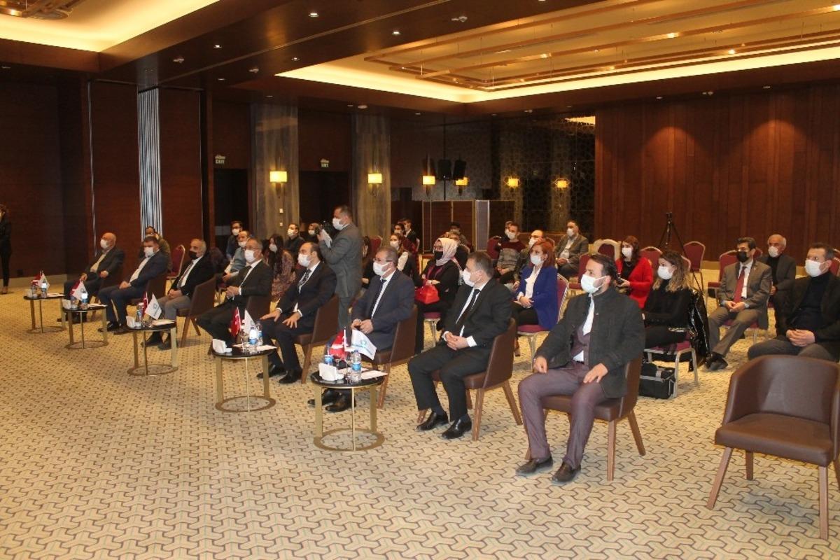 Konya&rsquo;da &ldquo;Yerel Basında İnternet Haberciliğinin Geliştirilmesi Eğitimi&rdquo; sertifika t&ouml;reni ger&ccedil;ekleştirildi