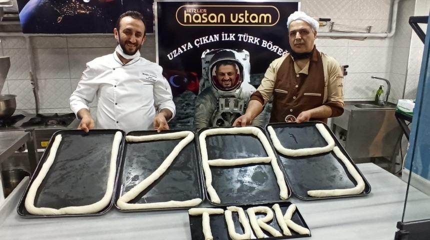 Uzaya börek gönderen börekçi, şimdi de kendisi gitmek istiyor