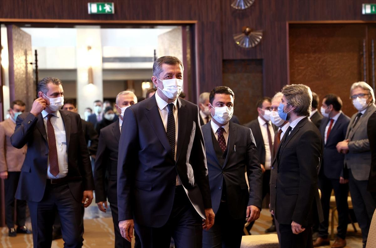 MEB &ouml;ğrencileri Dede Korkut hikayeleri ve Anadolu masallarıyla buluşturacak projeyi tanıttı