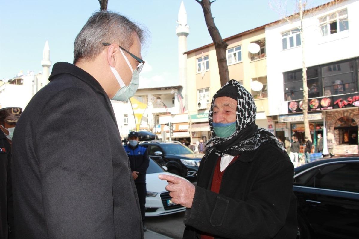 Vali, Bing&ouml;ll&uuml; yapar dedi, "Beyaz" kategori vurgusu yaptı