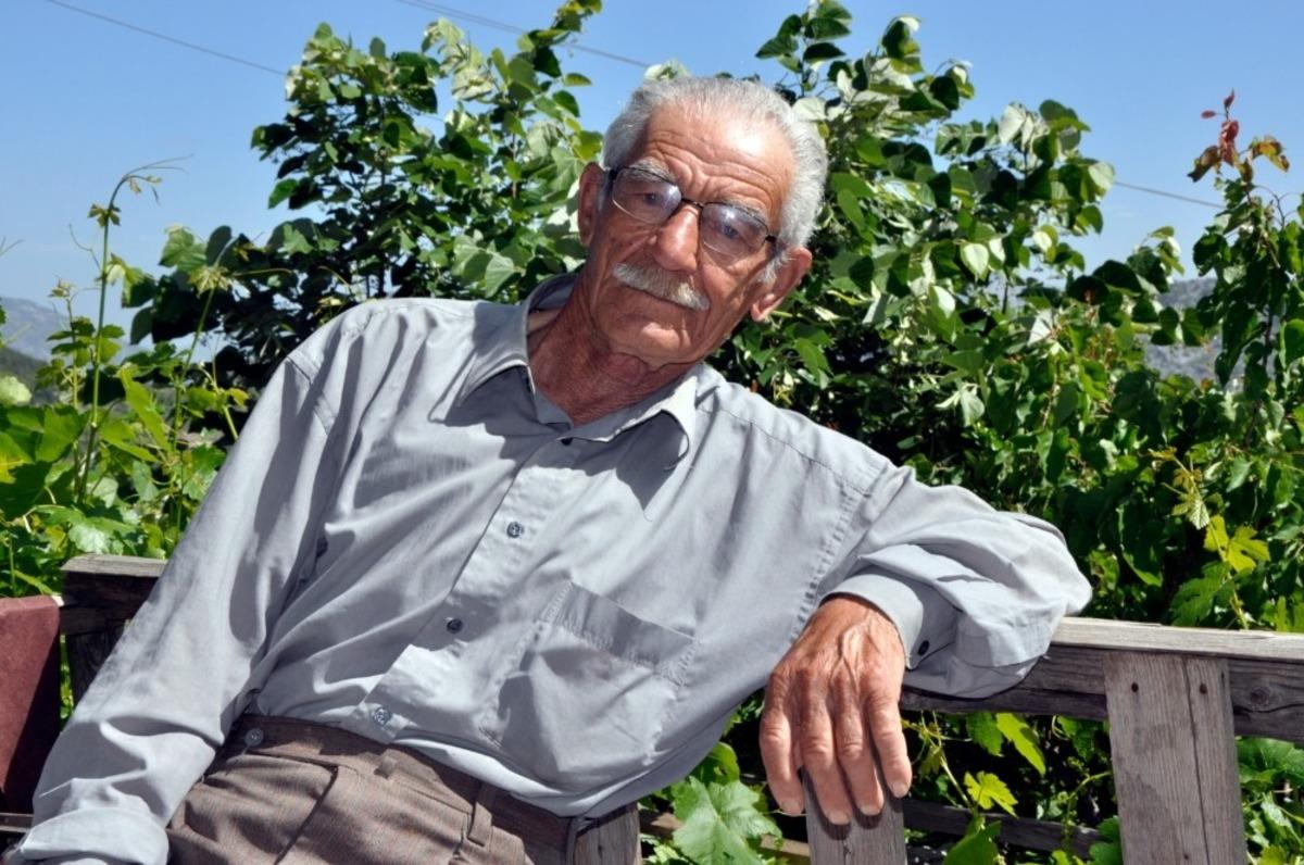 85 yaşındaki  adam yangında hayatını kaybetti