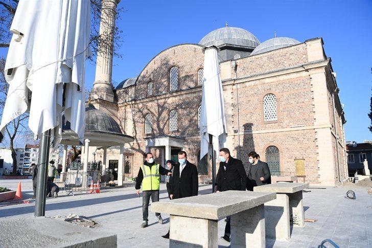 Zağnos Paşa Camisi’nde tarihi meydan ortaya çıkıyor G1