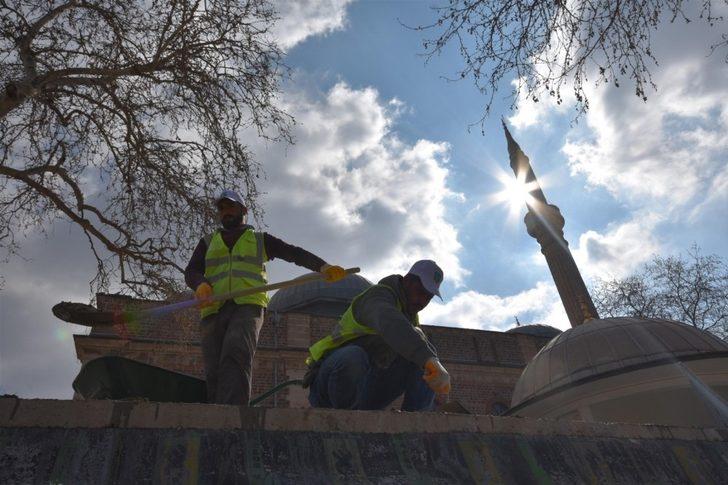 Zağnos Paşa Camisi’nde tarihi meydan ortaya çıkıyor G2