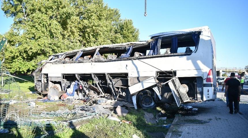 İki kişinin hayatını kaybettiği otob&uuml;s kazası davasında ilk duruşma