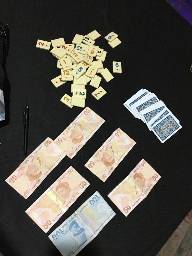 Isparta’da kumar baskınında yakalanan 12 kişiye 52 bin lira ceza