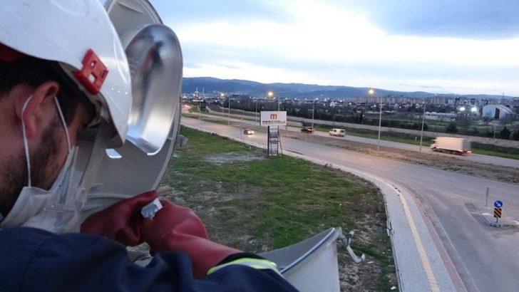 500 bin lamba ile aydınlatılıyor G4