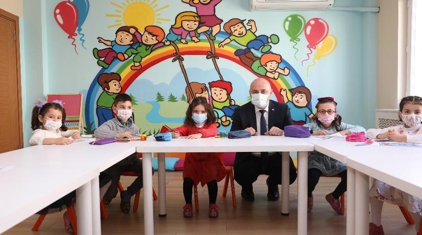 7&rsquo;den 70&rsquo;e herkes eğitimde buluşturan merkez