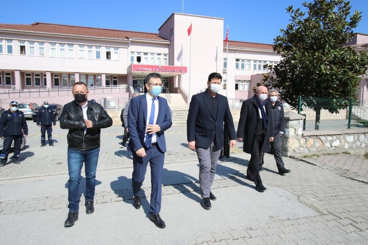 Akyazı il&ccedil;esinde b&uuml;y&uuml;k denetim başladı