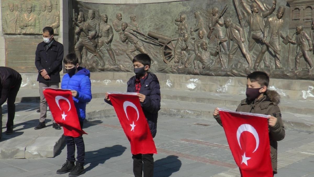 &ldquo;81 Gen&ccedil; 81 Bayrak&rdquo; etkinliği ile T&uuml;rk Bayrağı Kayseri&rsquo;ye teslim edildi