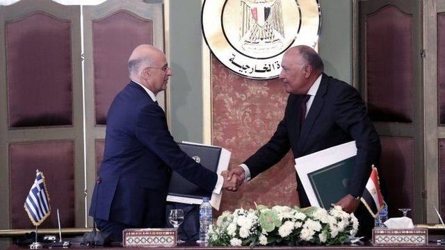 Yunanistan Dışişleri Bakanı Nikos Dendias ve Mısır Dışişleri Bakanı Sameh Shoukry