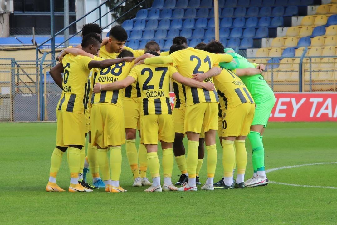 Menemenspor’a polis baskını!