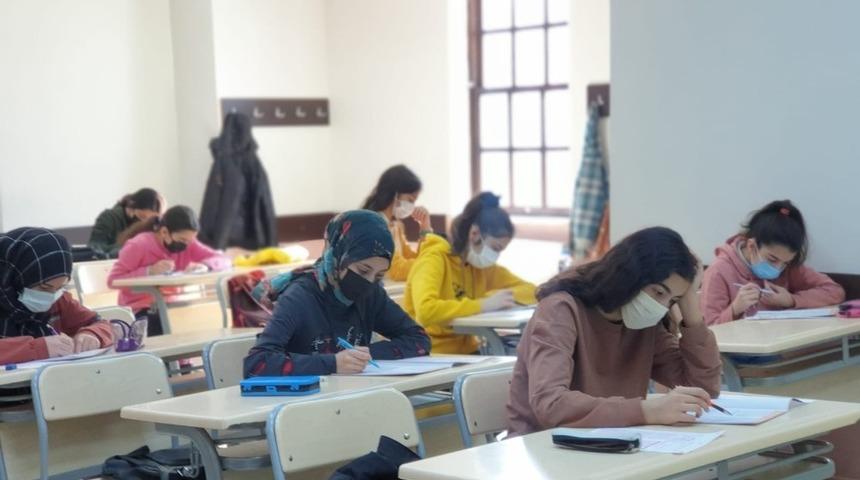 MABEM&rsquo;de LGS ve YKS hazırlık kursları devam ediyor