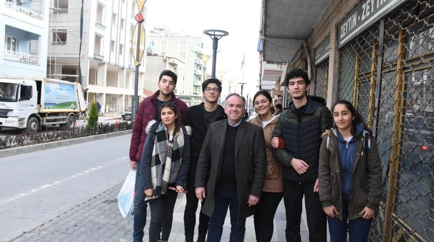 Germencik Belediyesi 296 öğrencinin YKS başvuru ücretini karşıladı