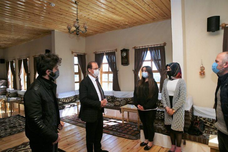 Rektör Coşkun gazetecilerle buluştu G2