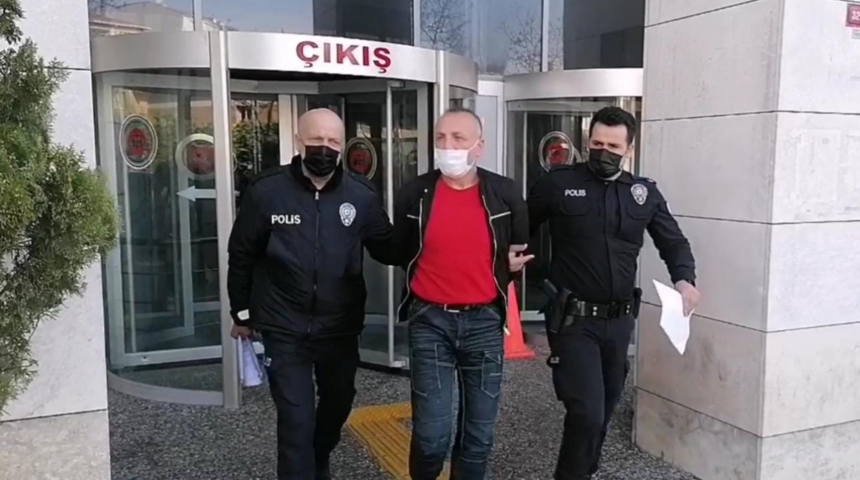 Cezaevinden izinli &ccedil;ıkıp yeğenini bı&ccedil;aklayan dayı tutuklandı