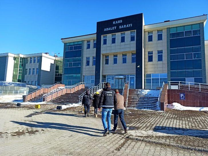 Kars’ta uyuşturucu tacirlerine operasyon G1