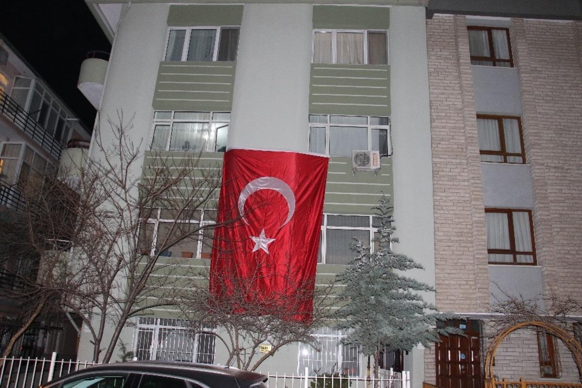 Ankara&rsquo;ya şehit ateşi d&uuml;şt&uuml;