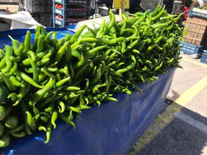 Semt pazarında zam şampiyonu biber oldu G2