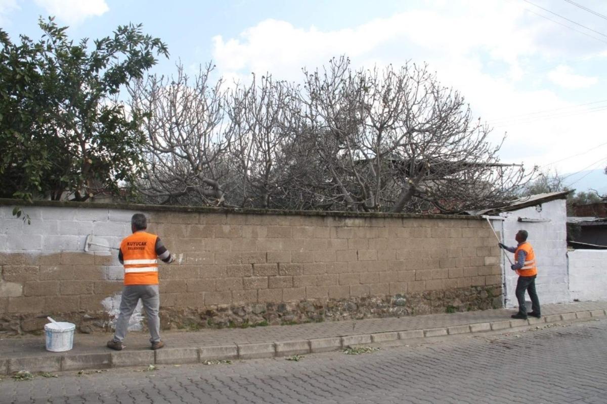 Kuyucak Belediyesi Temizlik &Ccedil;alışmalarında Hız Kesmiyor