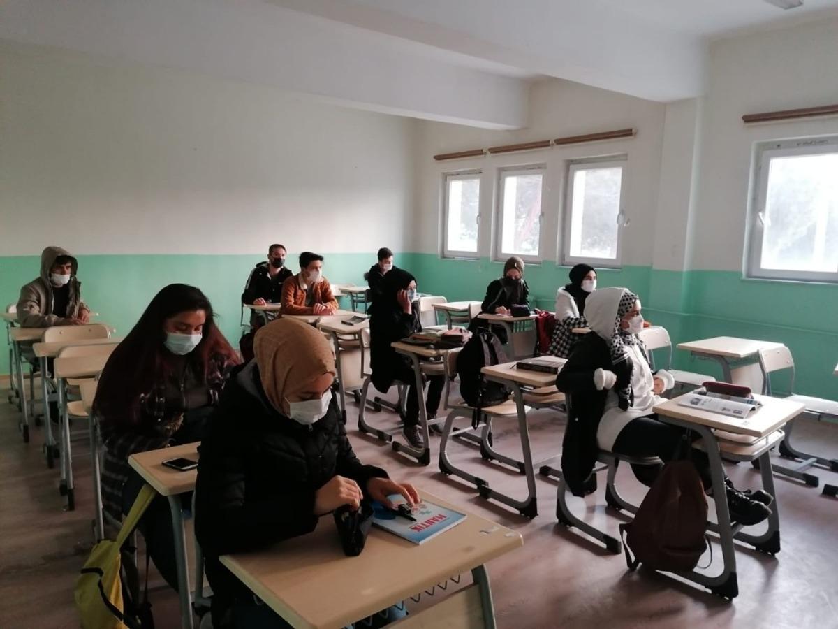 Kula&rsquo;daki okul kantinleri tek tek denetlendi