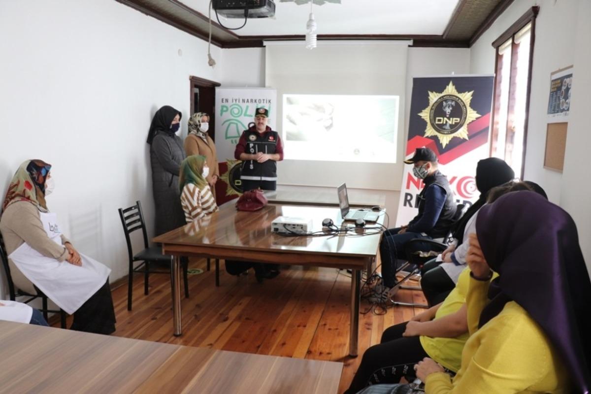 En iyi narkotik polisi anne