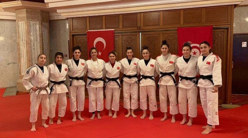 Judocular milli takım kampı için Tunus’ta