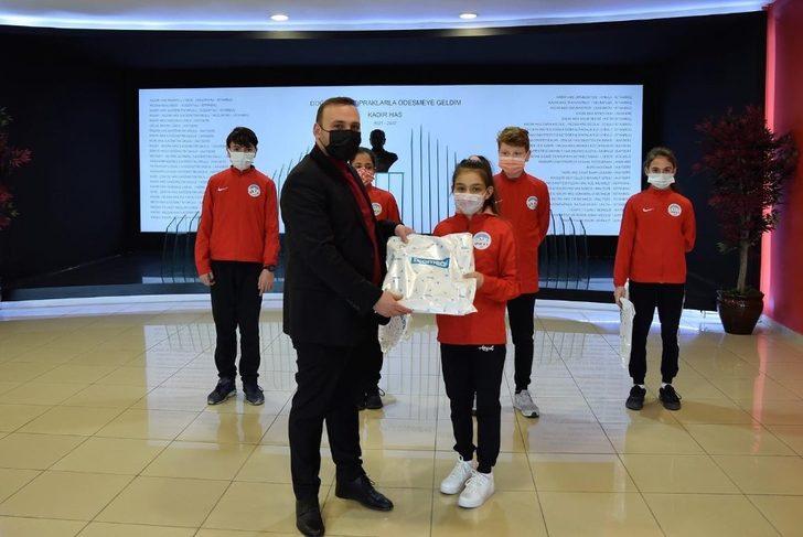 Dereceye giren sporculardan Spor A.Ş.’ye ziyaret G1