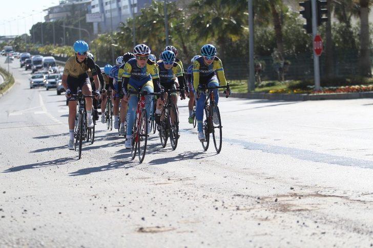 Velo Alanya Gençler Yol Bisikleti Yarışı yapıldı G2