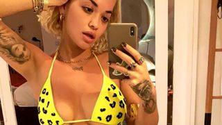 Karantina kurallarını ihlal eden Rita Ora jüriden kovuldu