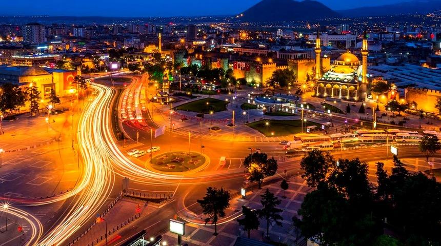 Karaman, Kars, Kastamonu ve Kayseri'de hafta sonu sokağa çıkma yasağı var mı?