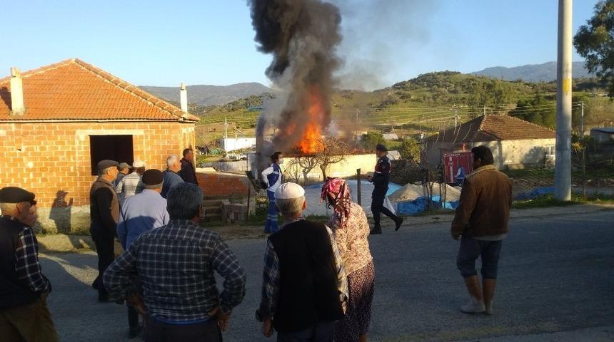 Karpuzlu&rsquo;da ikamet yangını