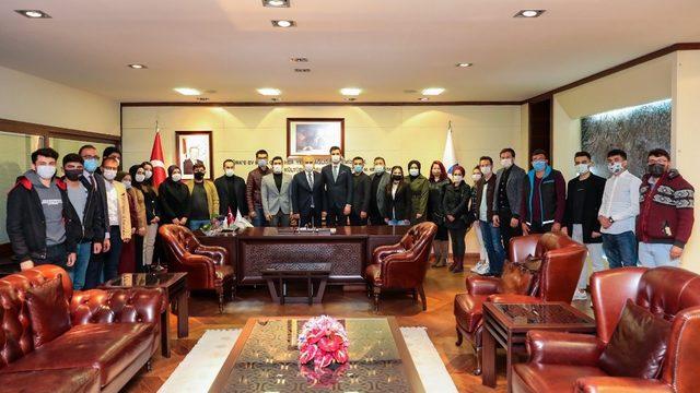 Gençlik kollarından Başkan Zolan’a ziyaret