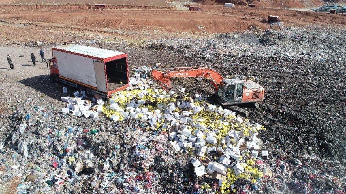 G&uuml;mr&uuml;k ka&ccedil;ağı 5 ton &ccedil;ay b&ouml;yle imha edildi