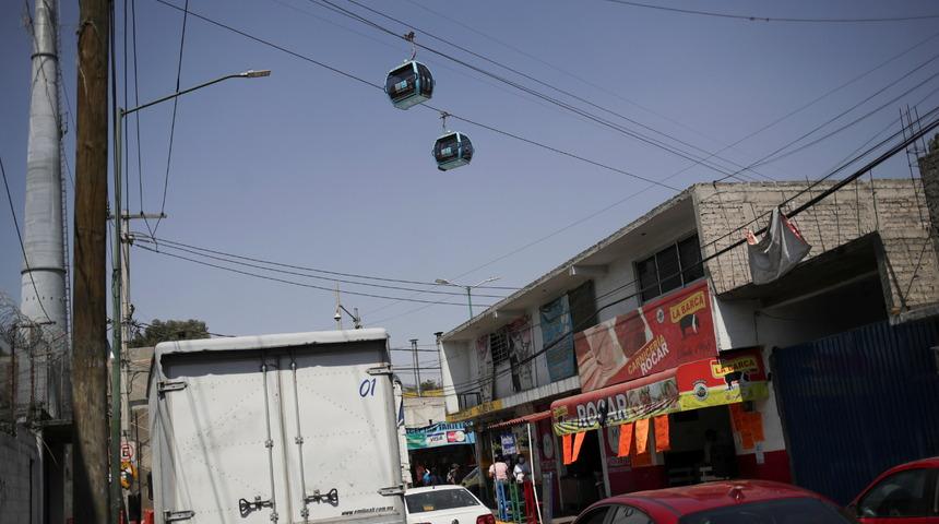 Meksika'nın başkenti Meksiko'da yeni teleferik hattı kuruldu