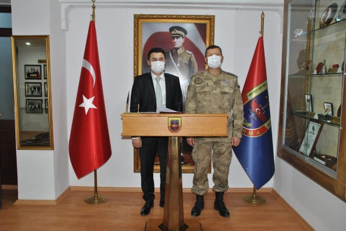 Ağır Ceza Mahkemesi Başkanı Taştan, JAKEM Komutanı Altın&rsquo;ı ziyaret etti