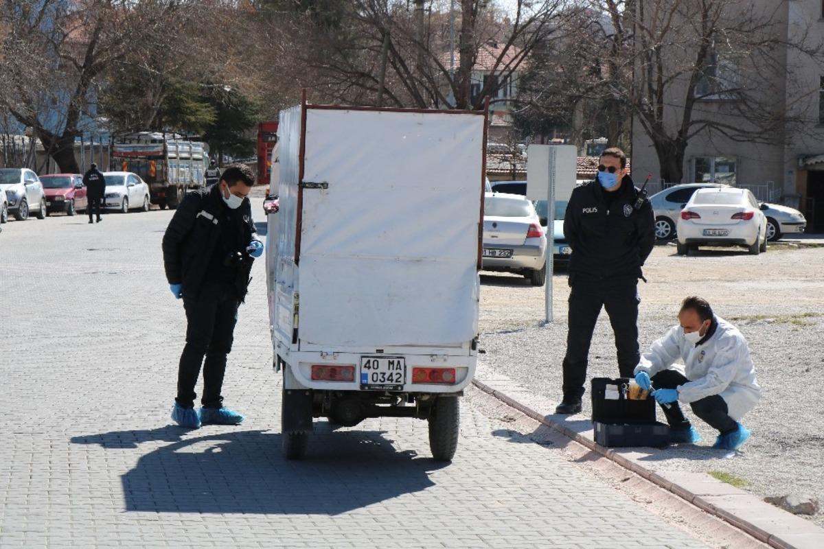 Tartıştığı husumetlisini &ouml;ld&uuml;ren yabancı uyruklu şahıs tutuklandı