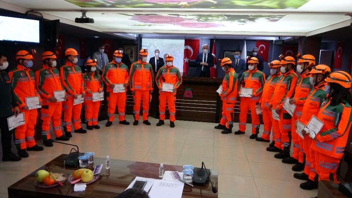 Isparta Belediyesi, afet olaylarına anında m&uuml;dahale i&ccedil;in arama ve kurtarma ekibi kurdu