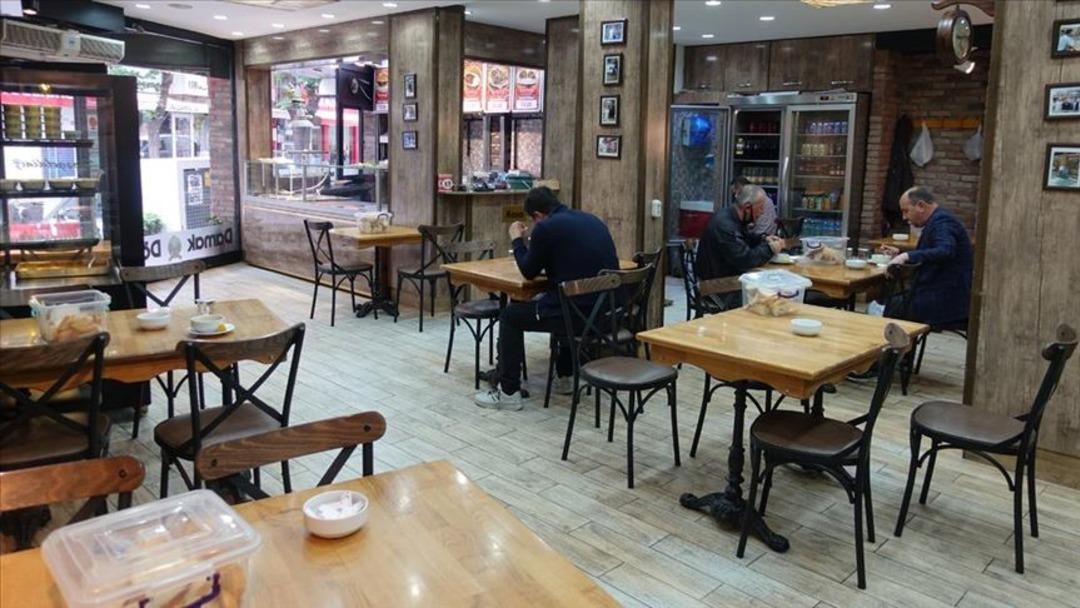 Kafelerde skandal uygulama! “Masa kullanım ücreti” tepki çekti: "Bu bedeli ödemeyin" 1